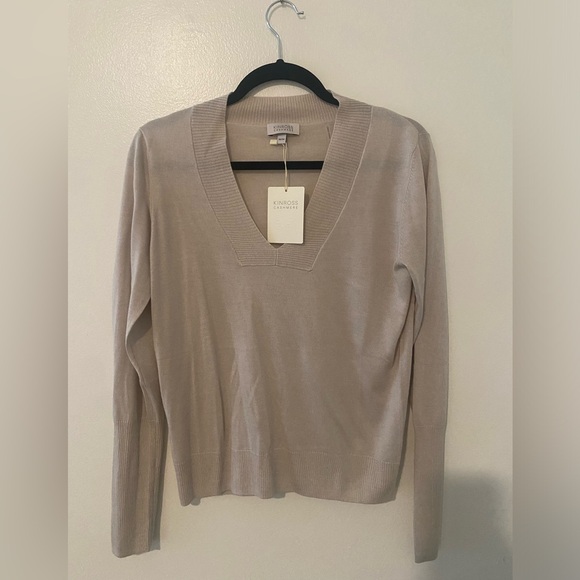 ✨✨NWT Kinross Cashmere V-neck Sweater - Picture 1 of 7